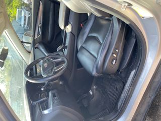 2018 Cadillac XT5 Luxury - Interior Front Seat Image